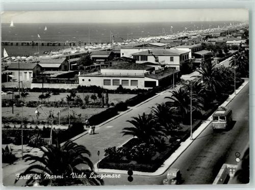 Forte dei Marmi Viale Lungomare Allee am Meer entlang