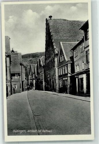 Büdingen Altstadtgasse mit Rathaus