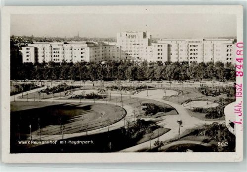 1050 Wien 5. Bezirk, Margareten - Reumannhof mit Haydnpark