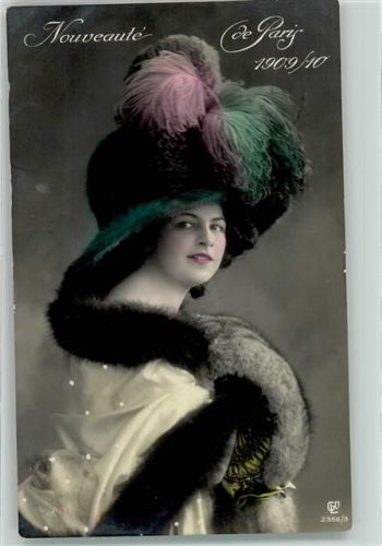 Nouveaute de Paris Mode Straßenfeder Pelzmode Verlag Liersch 2356-3 Hutmode 1909 Foto AK