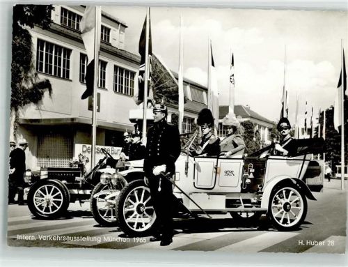W8000 München Verkehrsausstellung Verlag H. Huber Nr. 28 Oldtimer Gewerbeausstellung 1965 Foto AK