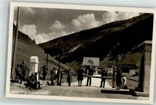 Brennergrenze Grenzschild Grenzbeamte