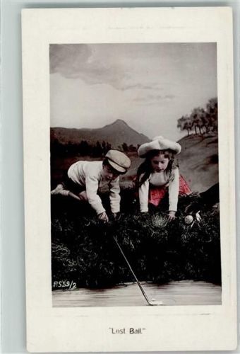 1913 Kinder holen einen Golfball aus dem Wasser Lost Ball