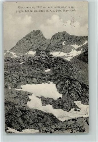 Alm Riemannhaus a.d. steinernen Meer gegen Schönfeldspitze Hüttenstempel