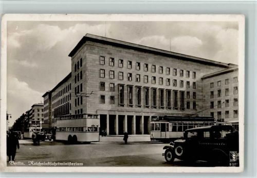1944 Klinke Foto B 501 - Reichsluftfahrt Ministerium. Omnibus, Straßenbahn