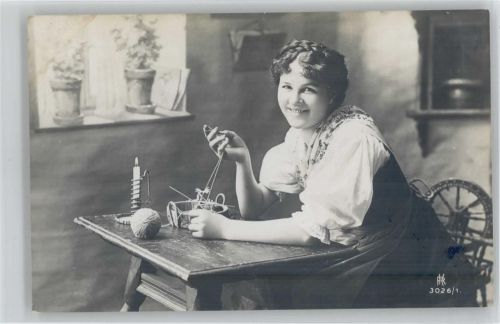 1906 Foto AK Frau in Tracht