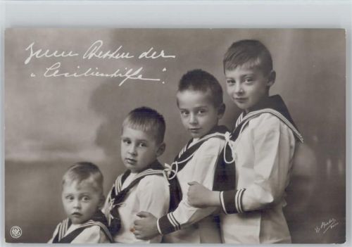 Cecilienhilfe - ihre 4 Söhne im Matrosenanzug Adel Kronprinzessin Cecilie