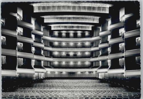 Hamburg Staatsoper Innenaufnahme Zuschauerraum