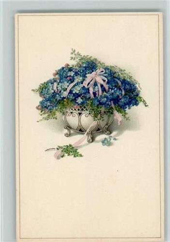 Die Blumen sind in einer schönen Blumenschale