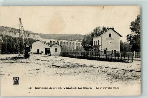 Velars-sur-Ouche Velars-La-Cude La Nouvelle Gare Bahnhof Kran