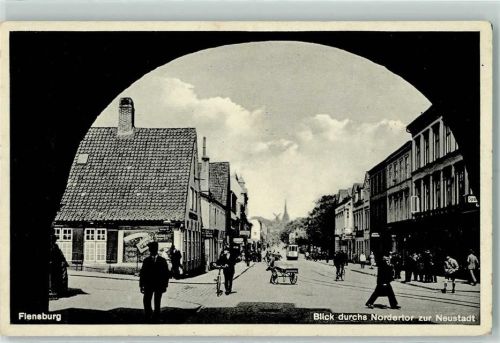 Flensburg Blick durchs Nordertor zur Neustadt
