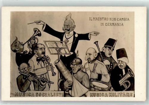Musica Socialista Musica Militaire Il Maestro non Cambia Pickelhaube