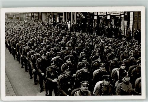 Leipzig Marschierende Kolonnen von SA Männern Ort lt. Fotograf Uhlich