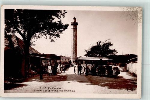17590 Saint-Clement-des-Baleines - L Autobus et le Phare des Baleines Leuchtturm der Wale Insel