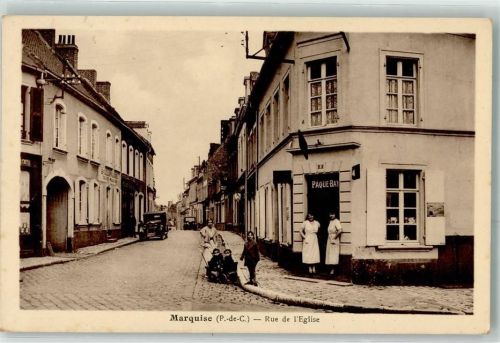 62250 Marquise - Rue de l Eglise Paque Bay Frau Kind Auto