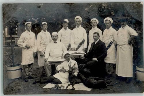 Freiburg 1922 Köche mit erlegtem Wild AK Ort lt. Fotograf Steinhäuser