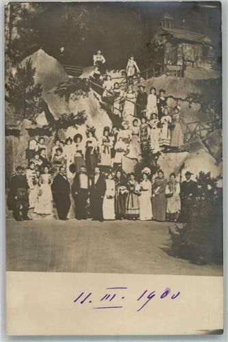 München Bild: Frauen in Trachten Kostüme Theater Adelskorrespondenz Stadtpost 1900 Foto AK