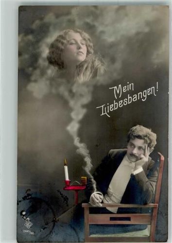 1912 Mann sieht im Zigarettenqualm seine Liebste
