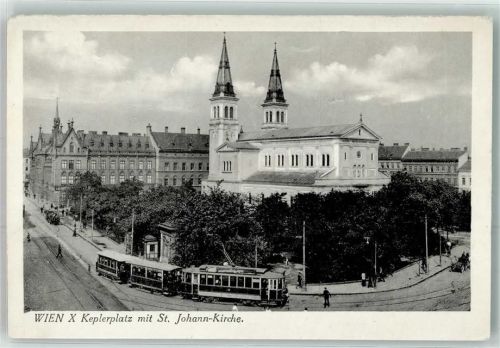 Wien Keplerplatz mit St. Johann Kirche Straßenbahn