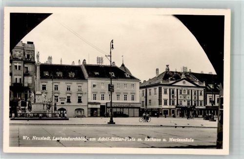 Wiener Neustadt WK II Denkmal Mariensäule Adolf-Hitler-Platz Laubendurchblick