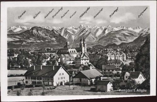 1951 Kempten im Allgäu. Berge im Hintergrund, z. B. Nebelhorn, Rubihorn u. a.,Oskar Glink AKU1