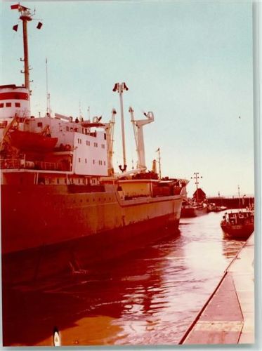 Brunsbüttel Frachtschiff Vignes