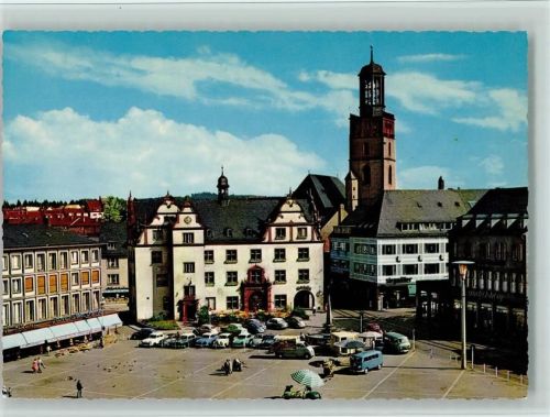 Darmstadt Rathaus und Marktplatz VW Bullies