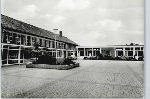 Varrel Haus Laterne Auto Baum