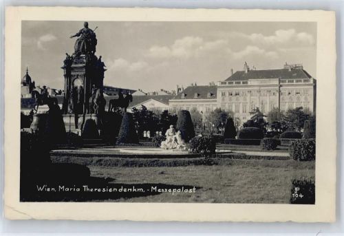 Wien Messepalast, Maria-Theresiendenkmal