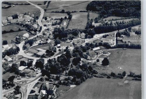 Hohn Fliegeraufnahme Feld Haus Baum