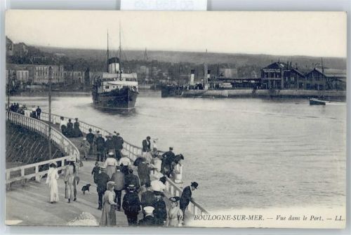 Boulogne Schiff Hafen AKU2