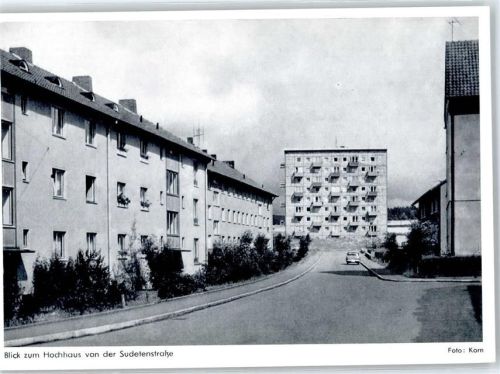 Oeslau Blick zum Hochhaus von der Sudetenstraße, 800 Jahre Stadt