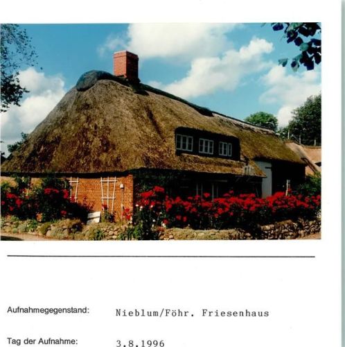 Nieblum Friesenhaus Foto montiert auf Karton