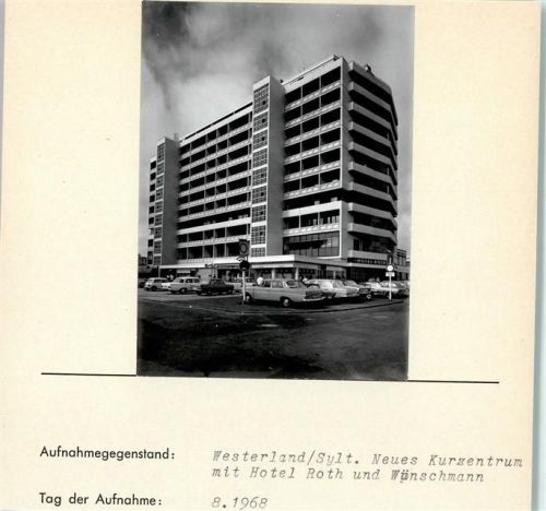 Westerland Neues Kurzentrum mit Hotel Roth und Wünschmann Foto montiert auf Karton