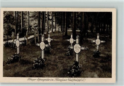 München Krieger-Ehrengräber im Münchener Waldfriedhof