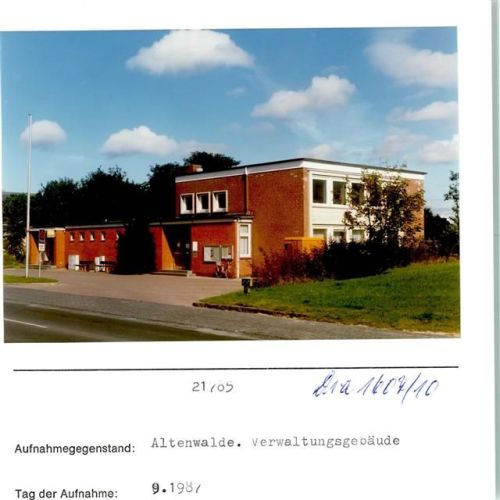 Altenwalde Verwaltungsgebäude Foto montiert auf Karton