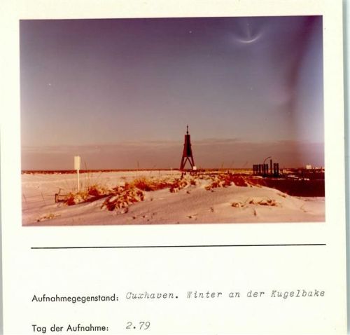 Cuxhaven Winteraufnahme Kugelbake Foto montiert auf Karton