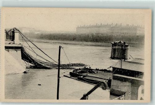 Lyon Les Ponts Meurtris - Passerelle du College, Brücke zerstört AK