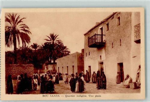 Bou-Saada Quartier indigene Une place