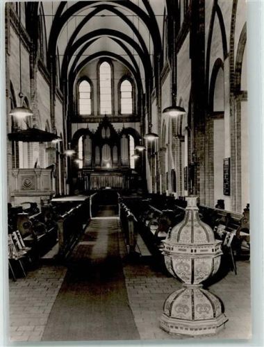 Lehnin St.-Marien-Klosterkirche Mittelschiff mit Taufe Kanzel Orgel