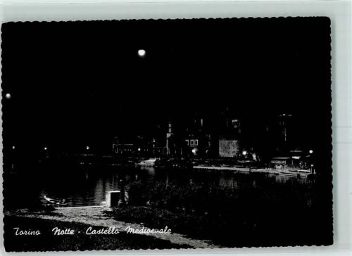 Torino Castello Medioevale Nacht