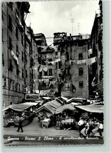 Genova Piazza S. Elena il caratteristico mercato Marktszene