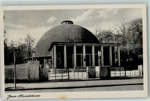 Jena Planetarium Eingang