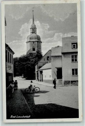 Bad Lauchstädt Kirchturm Radlerin