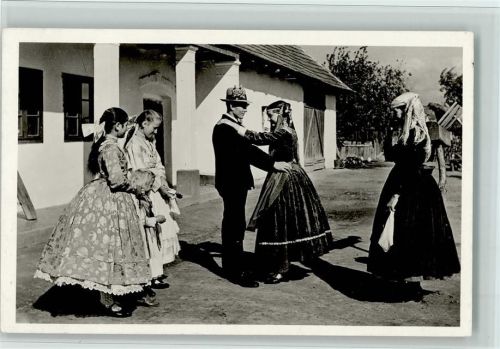 Trachten aus Örhalom, gute Erhaltung Trachten Ungarn Foto AK