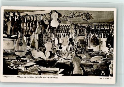 Foto Huber Nr. 115 - J. Reiter Geigenbauer in seiner Werkstatt , gute Erhaltung AK