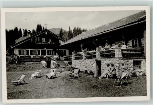 Elbach Pension Liegestühle Terrasse Ort lt. Fotograf