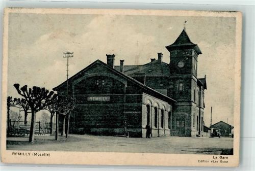 Remilly Bahnhof Oldtimer