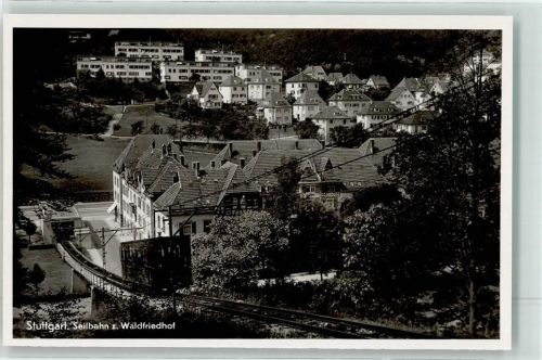 Stuttgart Seilbahn zum Waldfriedhof