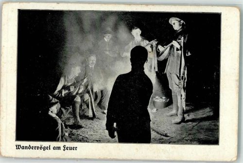 Am Lagerfeuer musizieren Lauten Gitarre Naturfreunde 1930